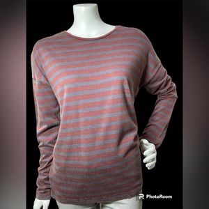 DOUBLE  ZERO STRIPED T-SHIRT  SIZE S.